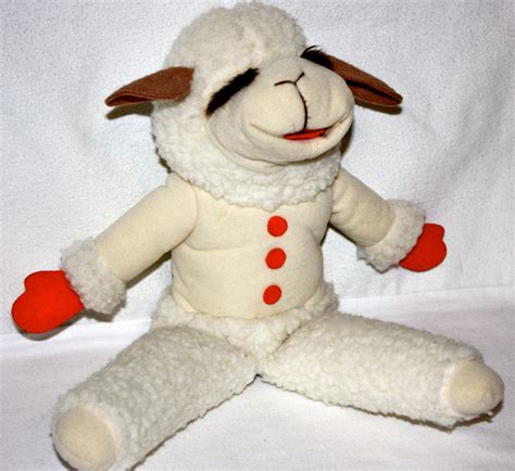 Ultimately, she did introduce Lamb Chop to the audience and said via the puppet, "Shari would be so proud." In true writer fashion, Mallory says, "If this had been a script, it would have said: 'Audience silence. Audible gasp. Applause.'" Becoming Lamb Chop. In the 25 years since that moment, Mallory and her "sister," Lamb Chop, have …